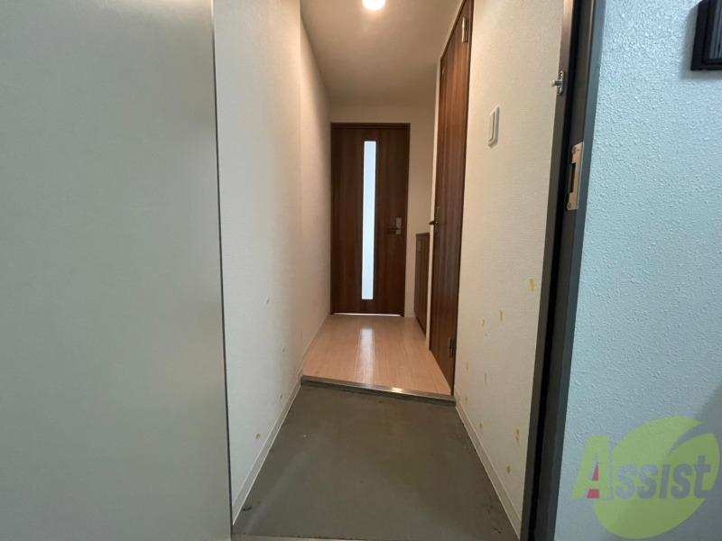 玄関　玄関です。白を基調としていて清潔感があります！