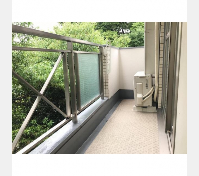バルコニー　他部屋参考写真です