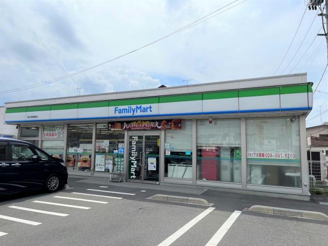 コンビニ　ファミリーマート郡山菜根屋敷店（コンビニ）まで350m