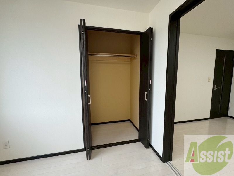 収納　寝室にあったクローゼット。荷物がたくさんあっても大丈夫