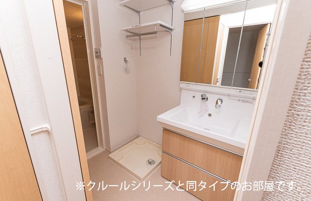 洗面設備　広い洗面スペース