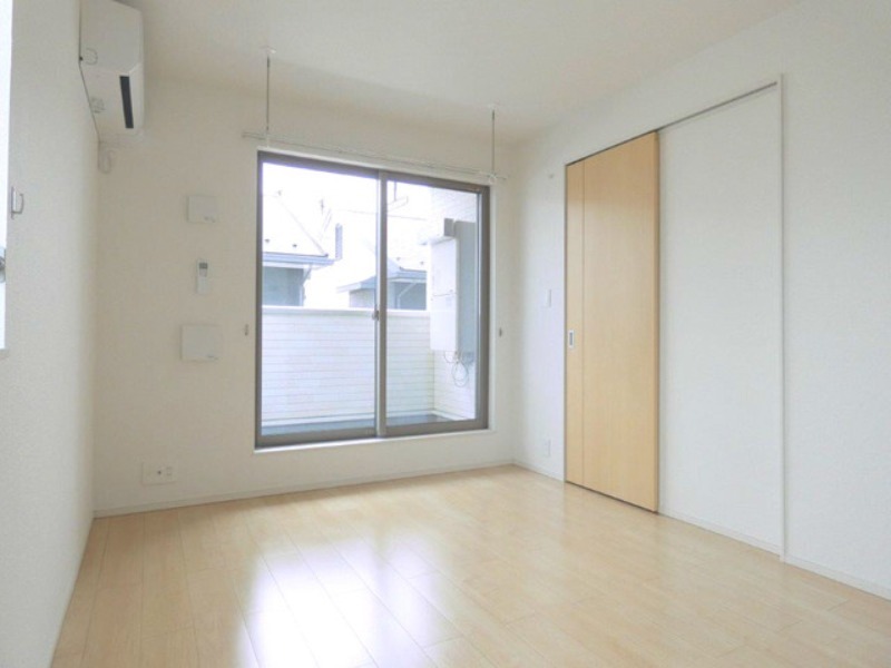 居室・リビング　図面と現状に相違がある場合には現状を優先