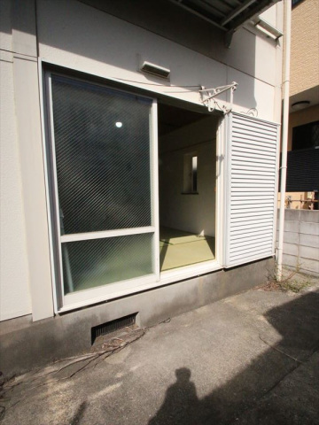 バルコニー　南向きのテラス