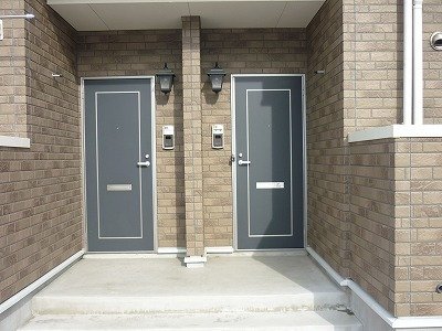 エントランス　建物の内部です