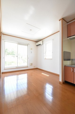 居室・リビング　使いやすい居間です