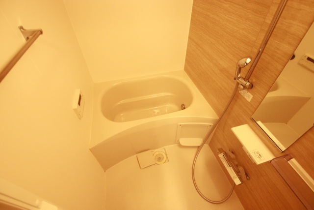 バス・シャワールーム　※別室の参考写真の為、現況優先です。