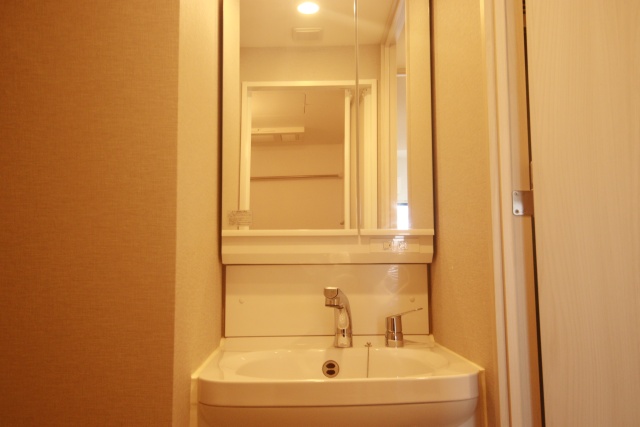 洗面設備　※別室の参考写真の為、現況優先です。
