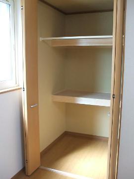収納　クローゼット