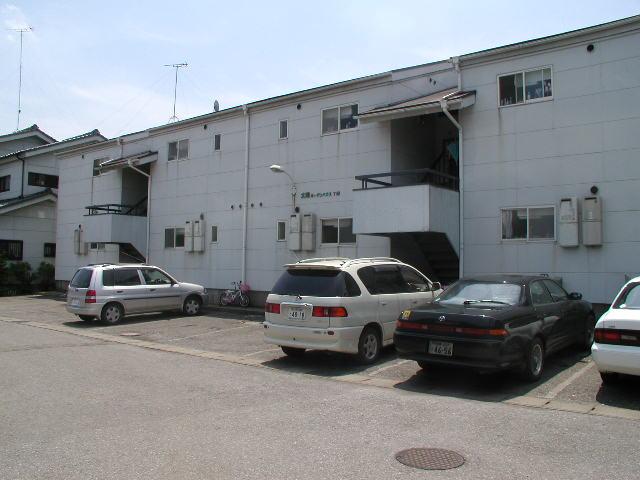 建物外観　日当りのよい、閑静な住宅街