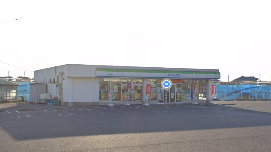 コンビニ　ファミリーマート鹿沼幸町店（コンビニ）まで877m