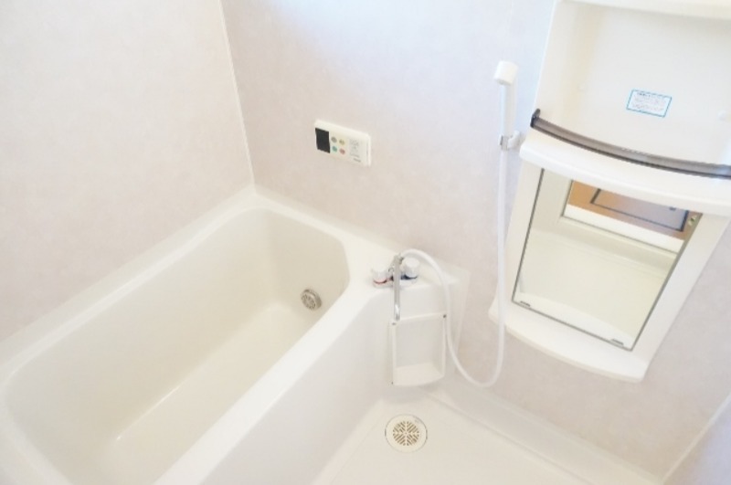 バス・シャワールーム　図面と現状に相違がある場合には現状を優先