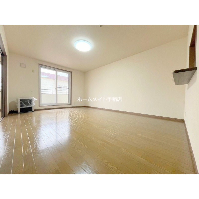 居室・リビング　明るいリビングです！