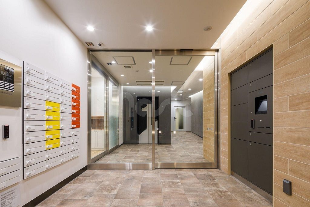 エントランス　オートロック/メールボックス/宅配ボックス