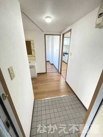 玄関　明るい玄関です