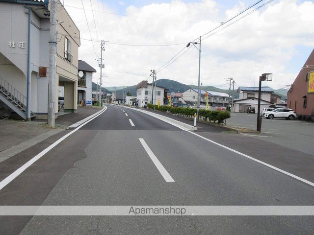 その他　周辺道路（その他）まで0m