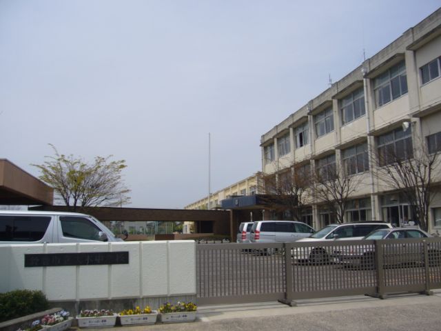 中学校　市立大木中学校（中学校）まで920m