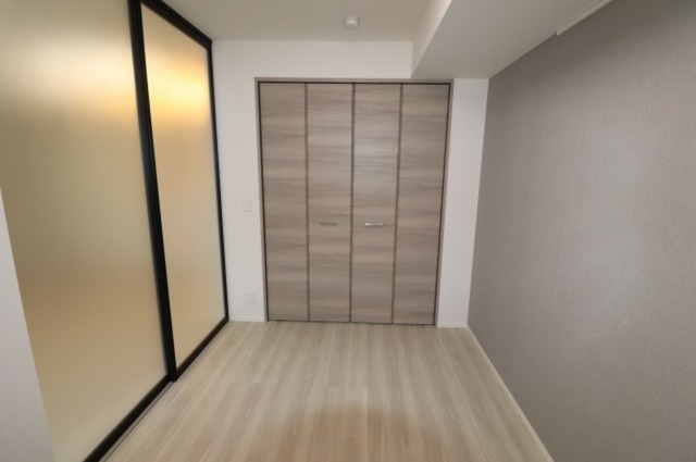 その他部屋・スペース　テラス側洋室？