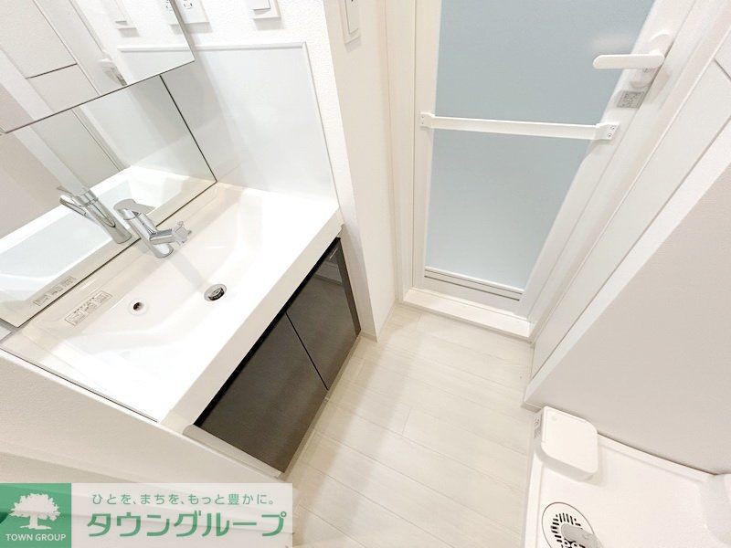 洗面設備　お部屋探しは株式会社　タウンハウジング　までお気軽にお問合…