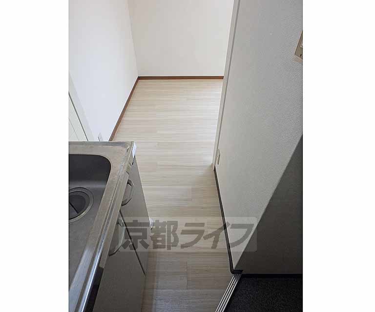 その他部屋・スペース　玄関からお部屋までのお写真です。