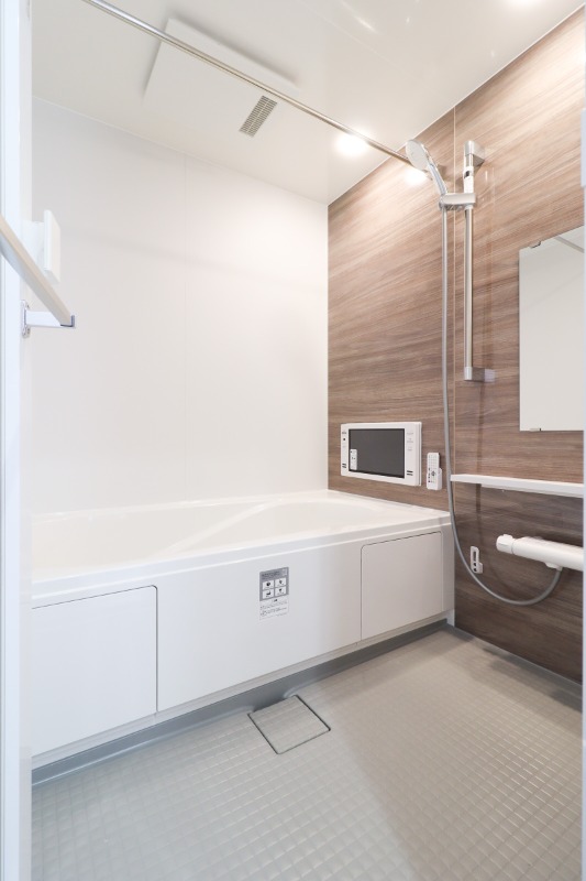 バス・シャワールーム　図面と現状に相違がある場合には現状を優先