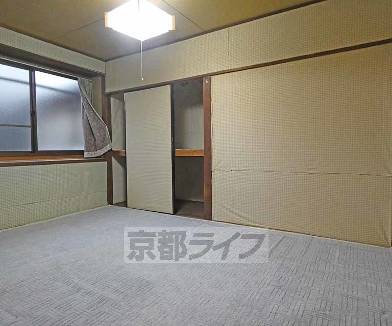 居室・リビング　倉庫利用にピッタリです。