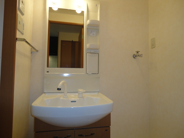 洗面設備　洗髪洗面化粧台