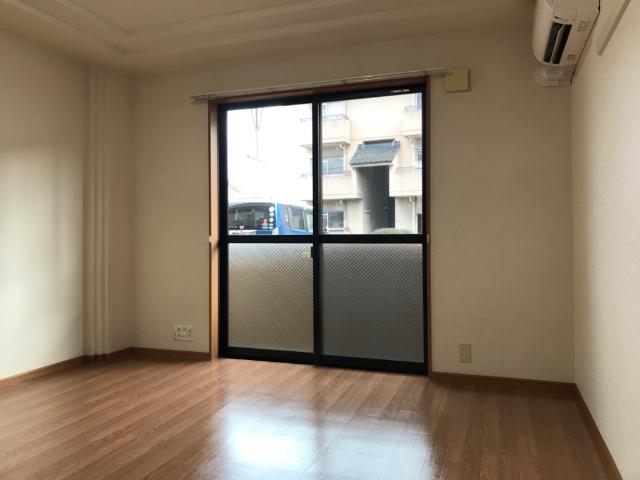 居室・リビング　洋室