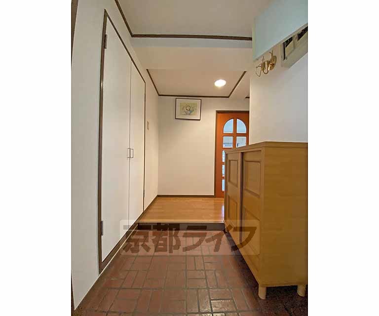 その他部屋・スペース　玄関から見たところです。