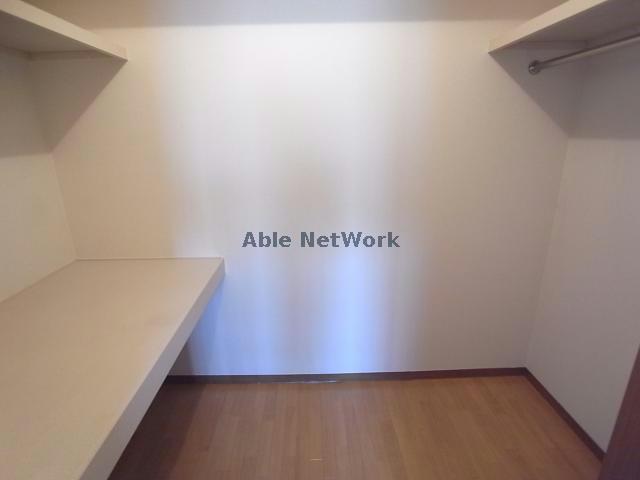 収納　ウォークインクローゼット