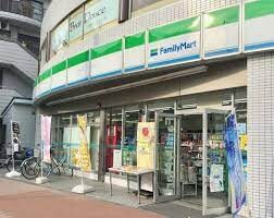 コンビニ　ファミリーマート光が丘東大通り店（コンビニ）まで310m