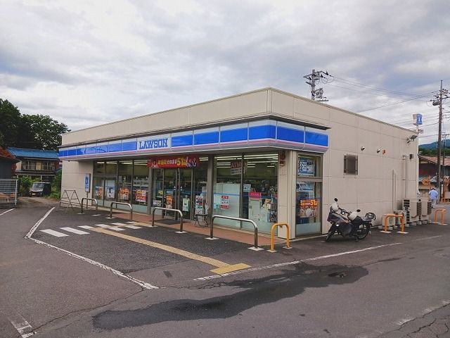 コンビニ　ローソン秩父滝の上町店（コンビニ）まで650m
