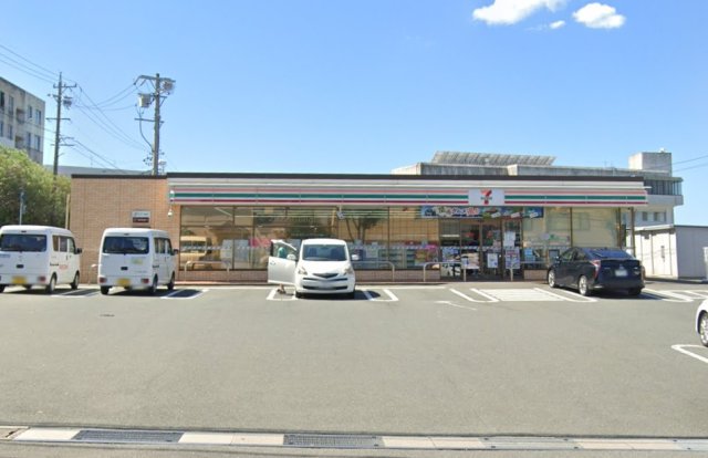 コンビニ　セブンイレブン　佐鳴台グリーンストリート店（コンビニ）まで500m