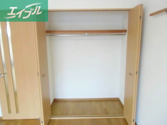 収納　クローゼット