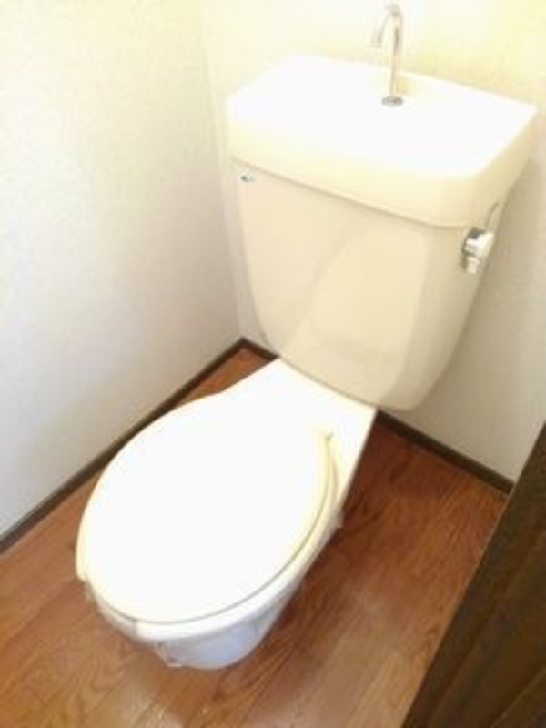 トイレ　図面と現状に相違がある場合には現状を優先