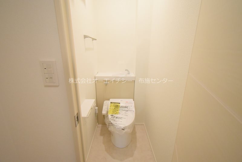 トイレ　参考写真。同施工会社別物件