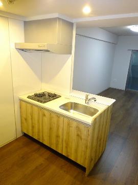 ルマルシェ下穂積　キッチン　キッチン