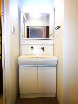 ルマルシェ下穂積　洗面設備　洗髪洗面化粧台