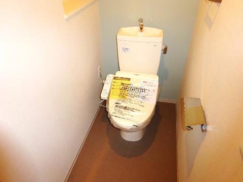 ルマルシェ下穂積　トイレ　シャワー付トイレ