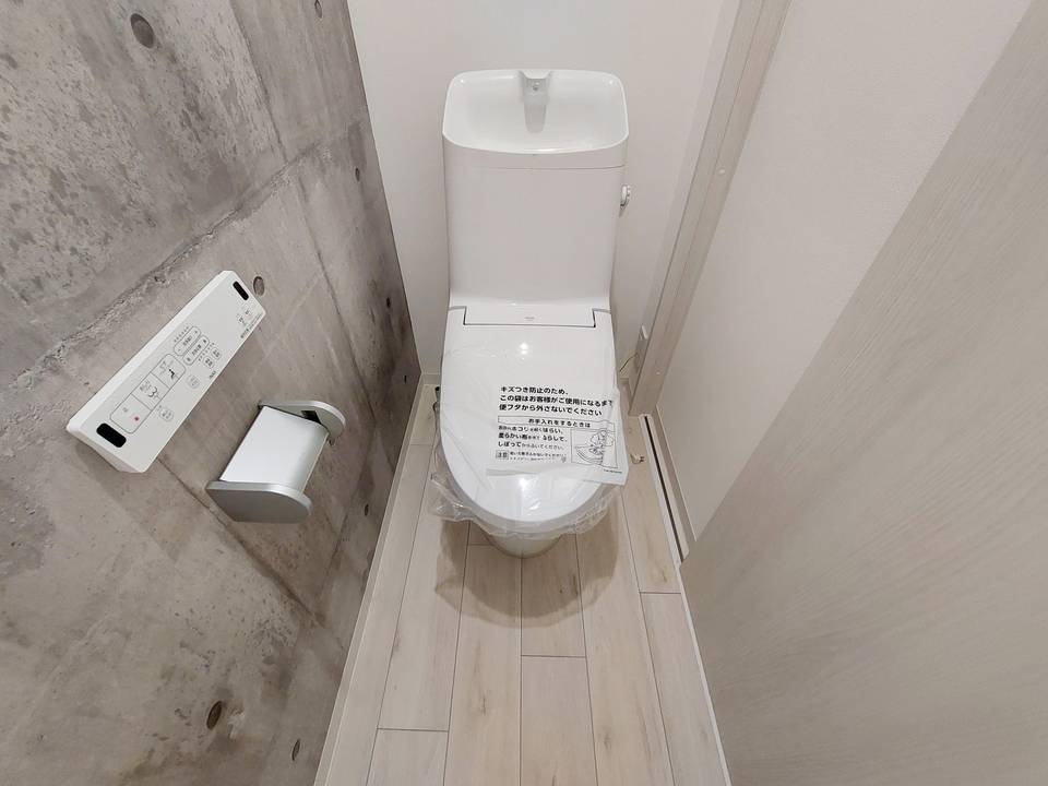 トイレ　トイレ