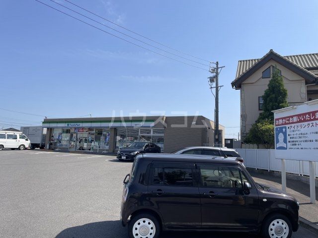 コンビニ　ファミリーマート 西尾下矢田町店（コンビニ）まで495m