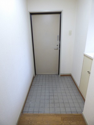 玄関　※別部屋参考お写真