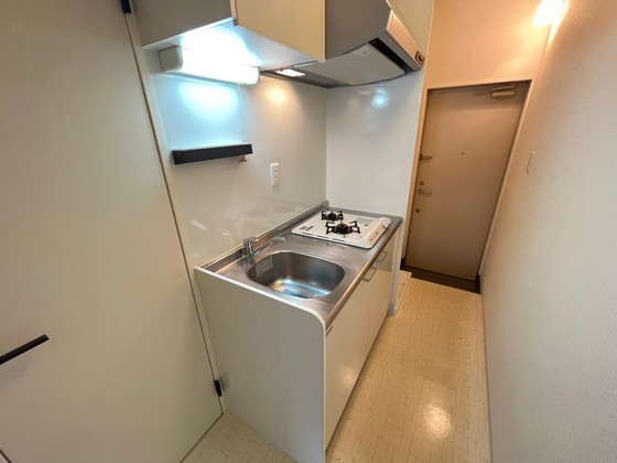 キッチン　※別部屋の写真です