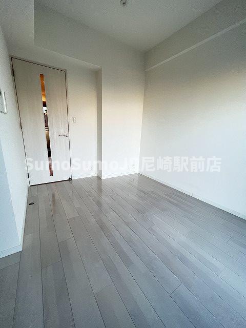 その他部屋・スペース　落ち着いて過ごせるお部屋なので、寝室にいかがでしょうか