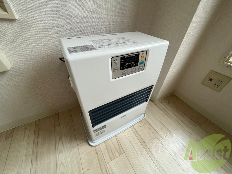 その他設備　灯油暖房です。札幌の寒い冬もこれで大丈夫！