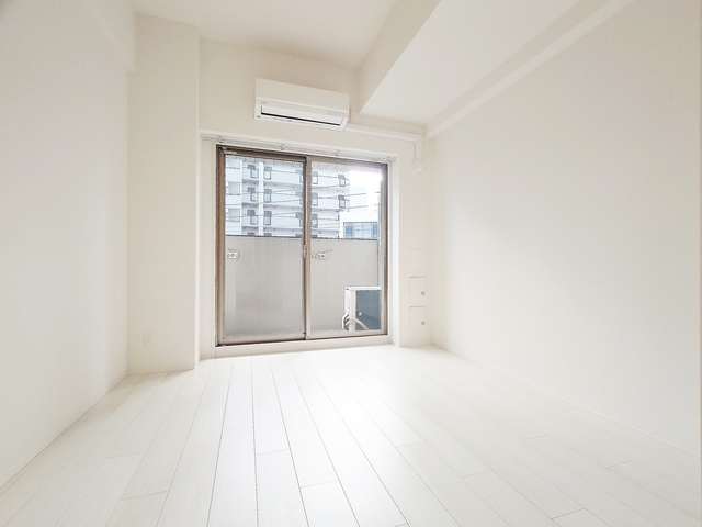 その他部屋・スペース　エアコン・ベランダ