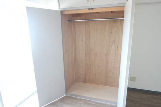 収納　※別部屋の写真です