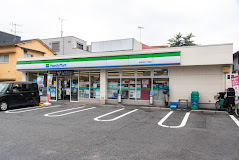 コンビニ　ファミリーマート 石神井町二丁目店（コンビニ）まで654m