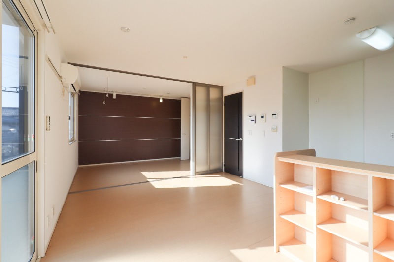 居室・リビング　図面と現状に相違がある場合には現状を優先