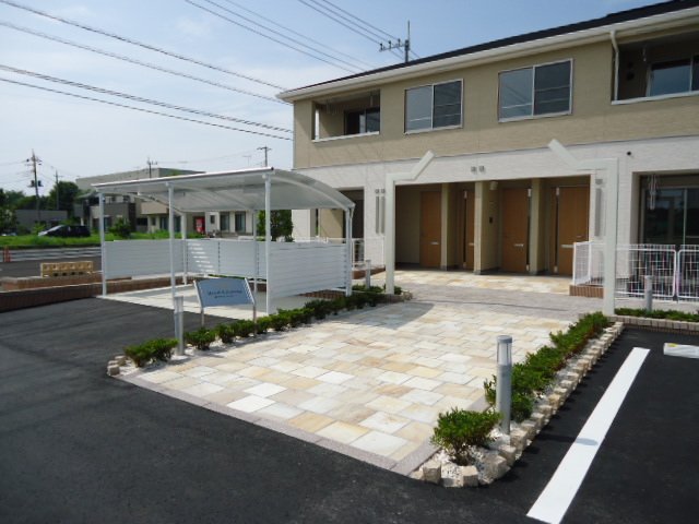 建物外観　外観写真（昼）