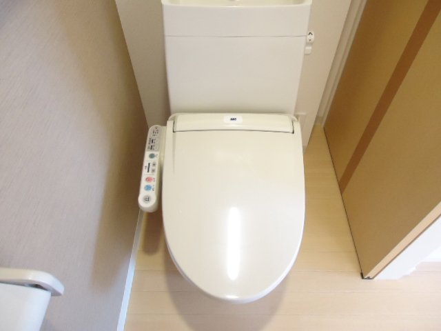 トイレ　シャワー付トイレ